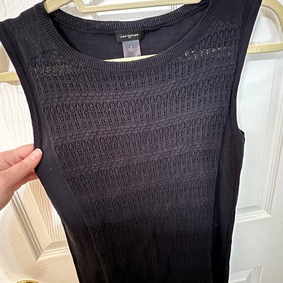 Ann Taylor - Women's Sleeveless Black Open Stitch Front Sleeveless Sweater Sz Sm - Picture 7 of 11